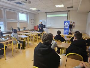 „Dni otwarte szkoły” z udziałem policjantów