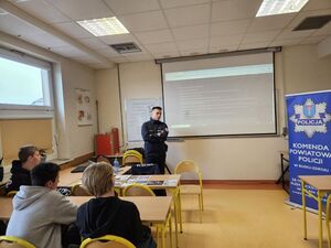 „Dni otwarte szkoły” z udziałem policjantów