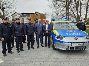 Przekazanie nowego radiowozu